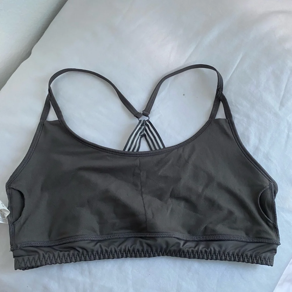 MARIKA Laser Cut Steel Grey Sport Bra Low Impact Yoga Workout Bra Sz XL